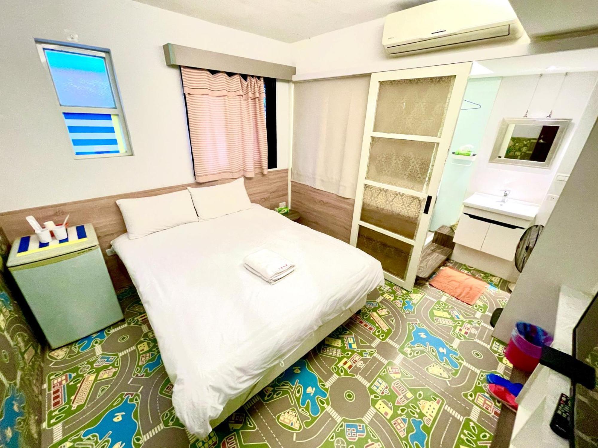 Appartement Fengchia Provence Jr à Taichung Extérieur photo